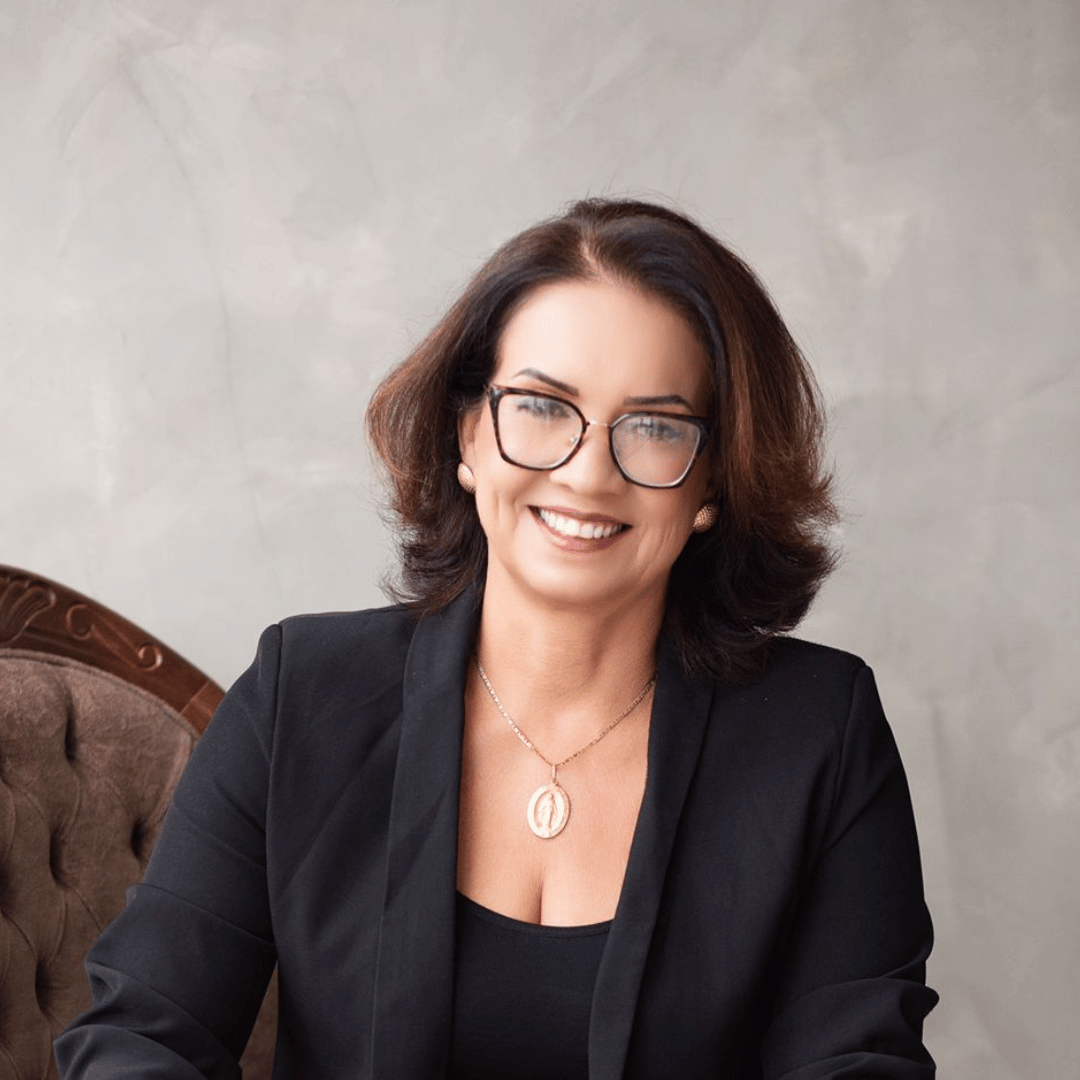 Dra. Miriam dos Santos Soares Valença